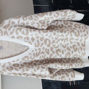 Falls Creek Cream and Tan Leopard V-Neck Sweater